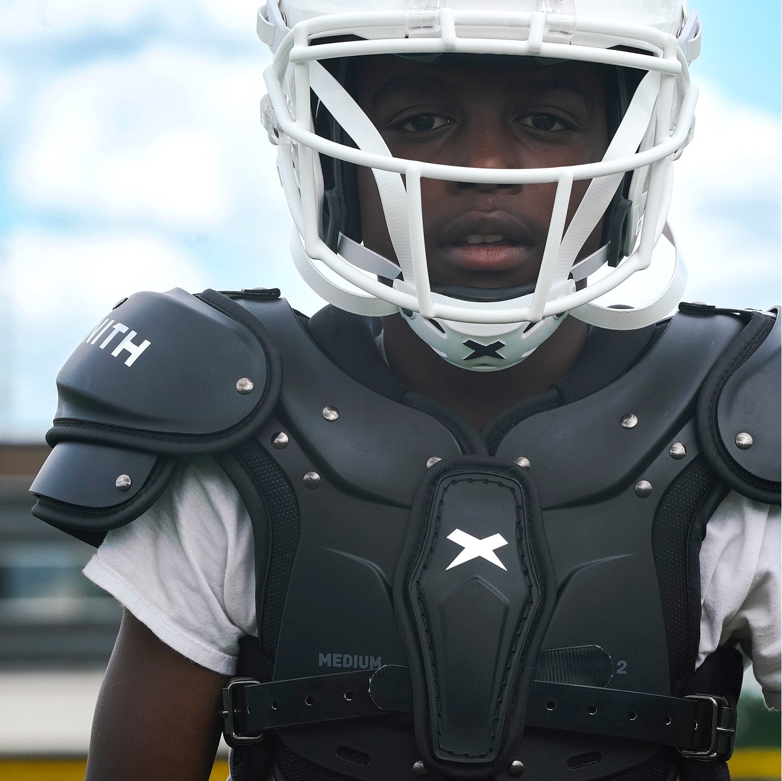 Youth Football Player wearing Flyte 2 TD Shoulder pads